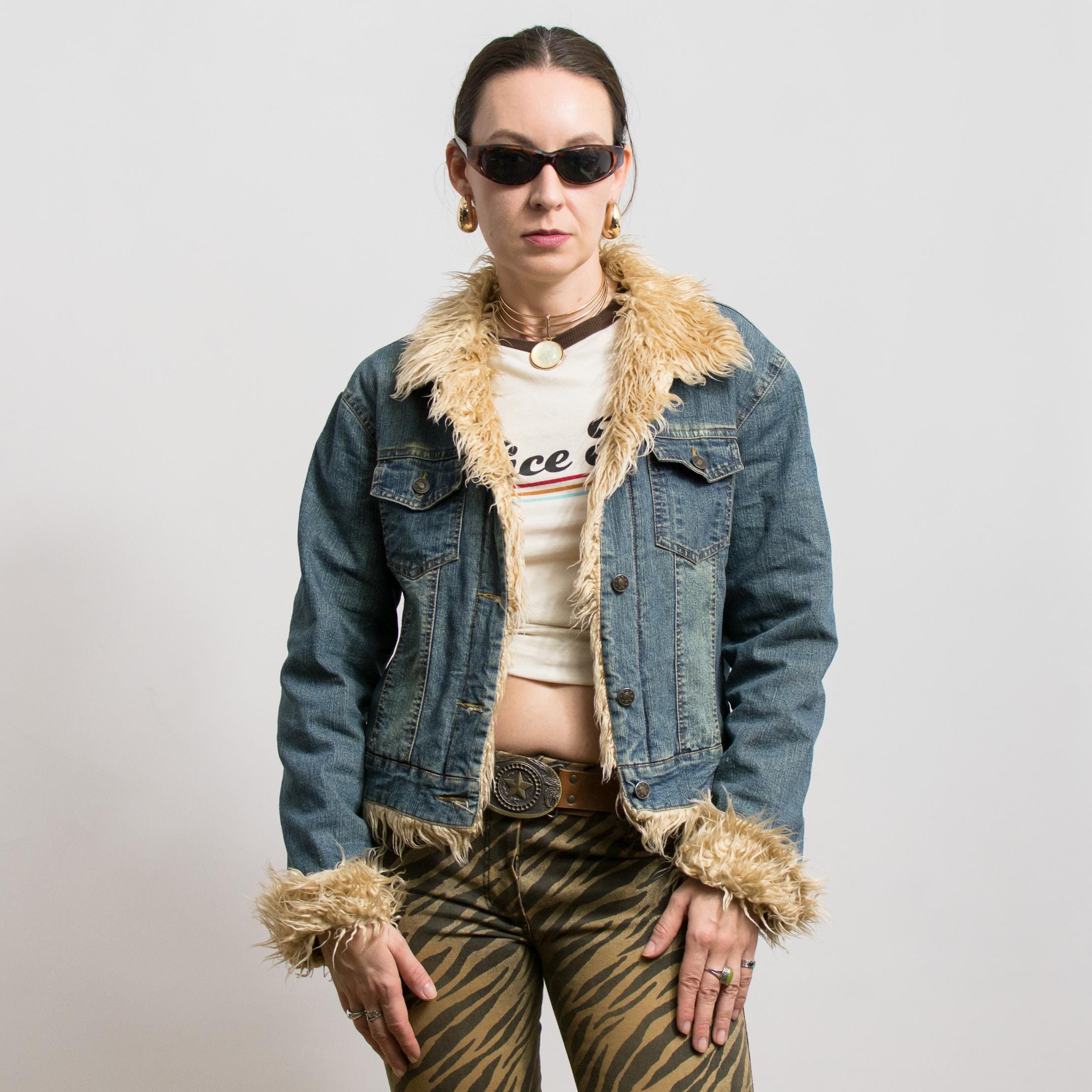 Veste en jean en fourrure France