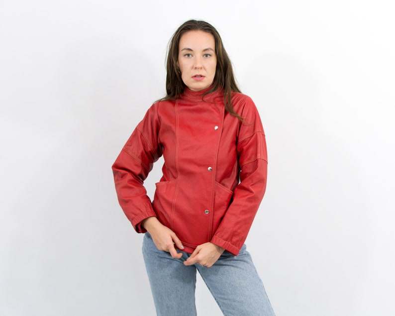 Red leather jacket vintage biker women size M image 3