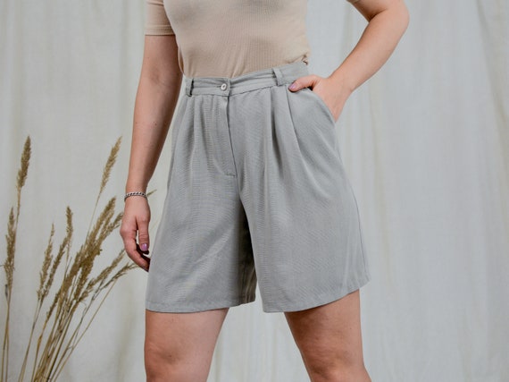 Gray pleated shorts W28 plaid bermuda vintage sup… - image 1