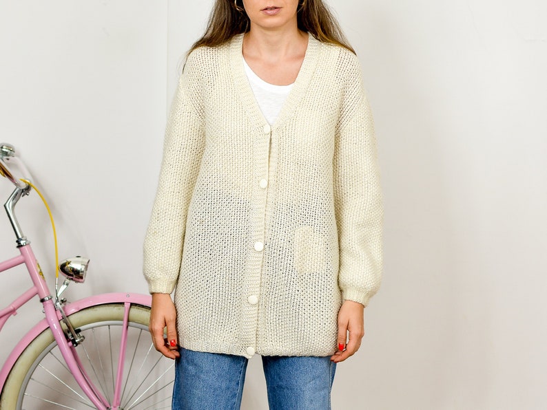 White cardigan beige sweater cream vintage L image 2