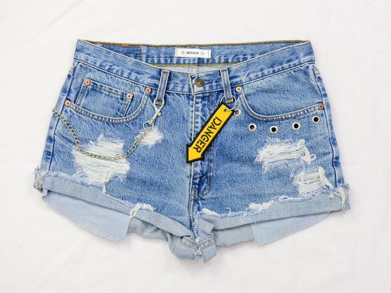 Levis boyfriend shorts W34 reworked denim keyring distressed custom vintage cutoffs destroyed blue keychain XL image 1