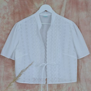 Ethnic white blouse short sleeve lace shirt retro minimalist XL/XXL image 6