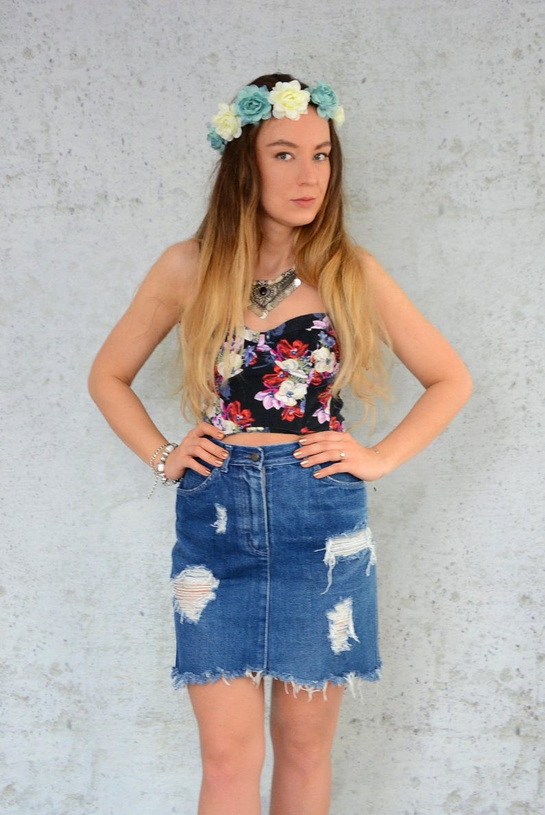 Distressed denim skirt Mini vintage destroyed Frayed Cut off High Waisted jean grunge S Small size 28 waist