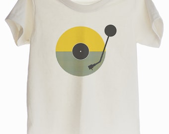 Kid DJ Turntable  Organic T-shirt for Kids