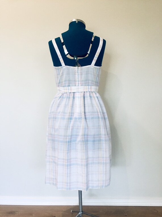 Vintage 1970s white and pastel plaid pattern dres… - image 7