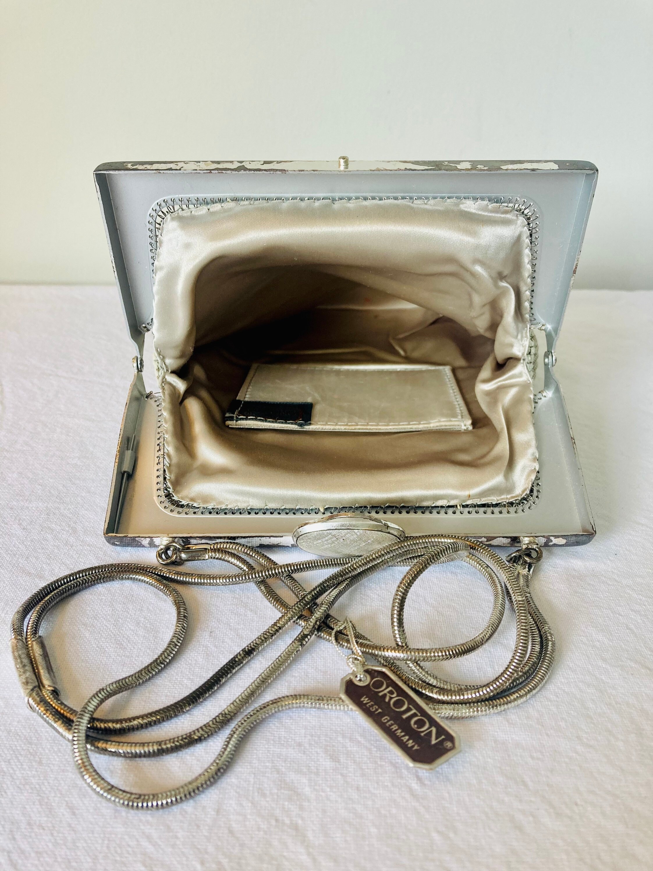 Vintage 1970-80s Authentic Oroton Bone Cream Beige Metal