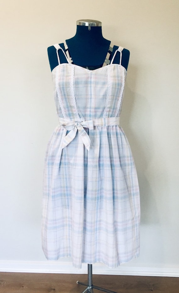 Vintage 1970s white and pastel plaid pattern dres… - image 2