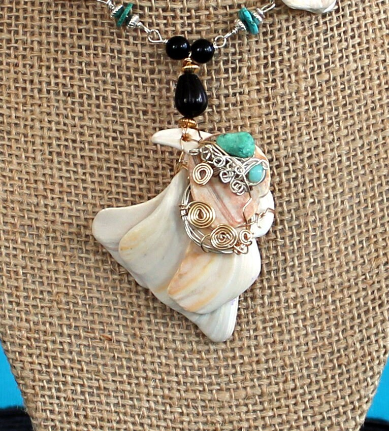 Seashell Necklace Beach Jewelry Wearable Art Jewelry - Etsy