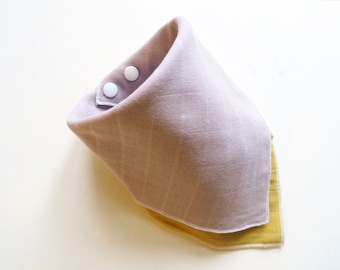Muslin triangular cloth to the end-baby/toddler (3-24 months)