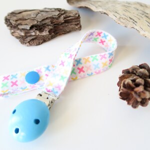 Special: Schnullerband mit Holzclip