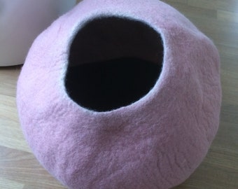 Light pink 100% natural wool cat cave, nest, bed home