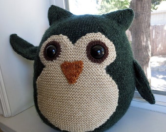 Owl Plush Knitting Pattern, Amigurumi - Giles the Owl [ENGLISH ONLY, PDF Download]