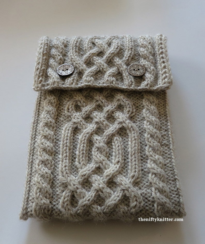 Celtic Knot Tablet Case Knitting Pattern Mini Tablet Case ENGLISH ONLY, PDF Download image 3