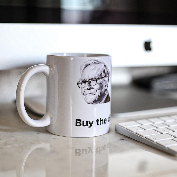 Kaufen Sie die Dip 11oz Becher WB Becher - Warren Buffett kaufen sie