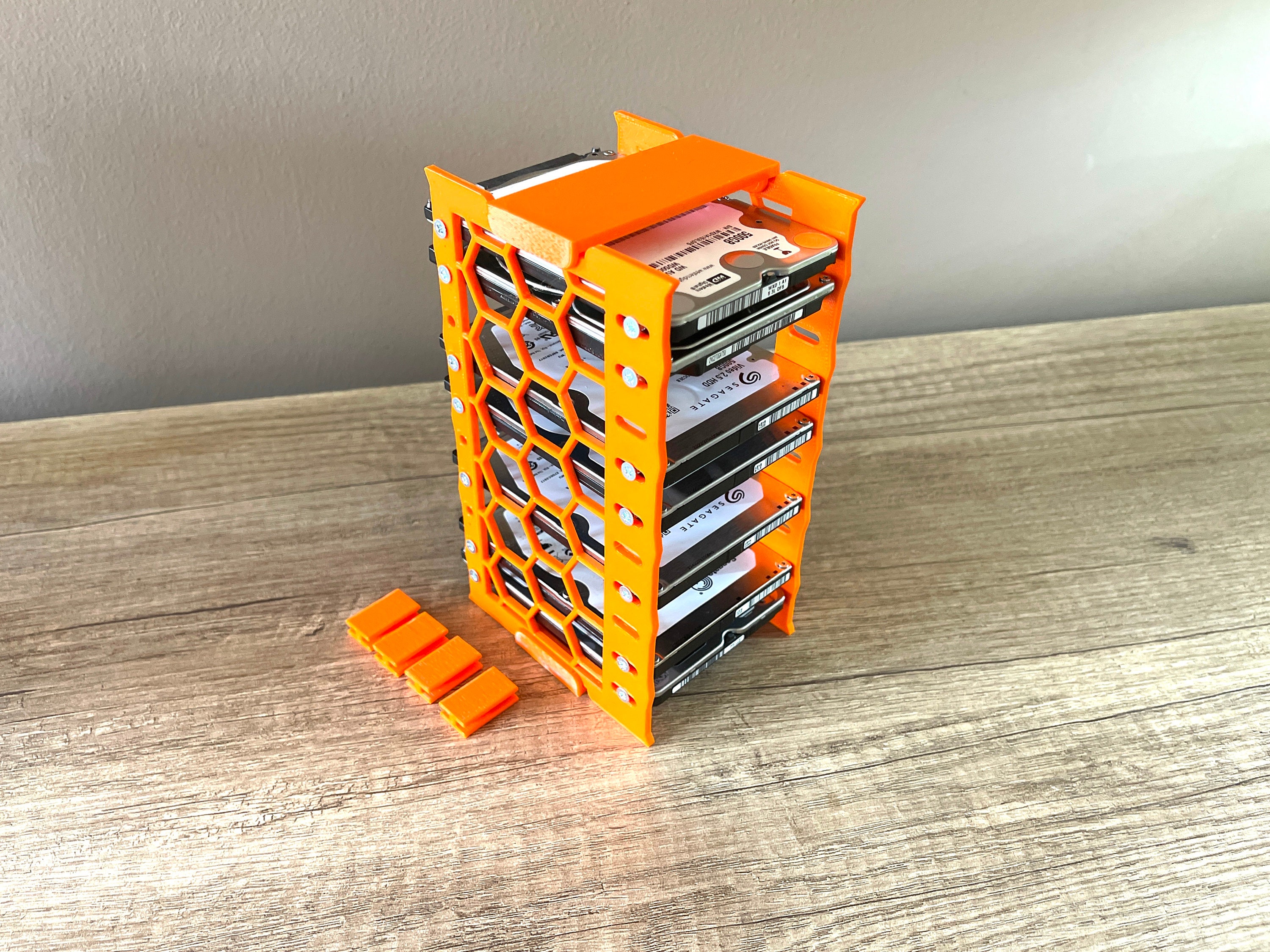 Stackable Pc Case 24+4 HDD Open Air Test Bench DIY PC Frame, 3.5 Inch Hard  Drive Holder For Crypto Mining, Chia Farming XCH FIL BHD, NAS Storage  Enclosure Nas Enclosure