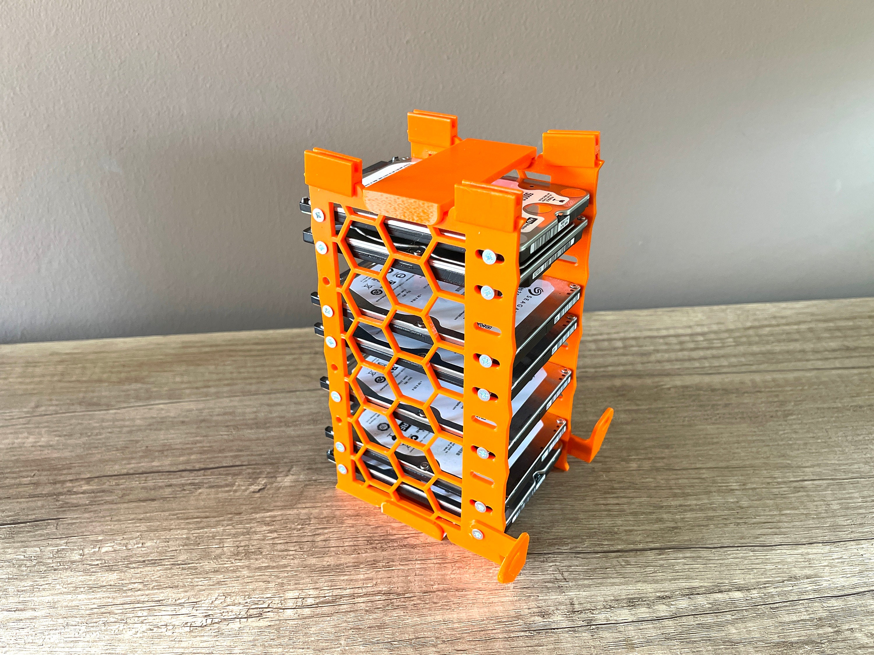 Inch HDD 10 Hard Drive Caddy Chia Mining Enclosure Stand Hard Drive  Storage Case Mount multiple External HDD Primary color: Orange