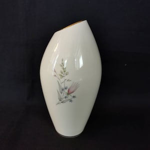 Enchanting Porcelain Alka Kunst 50s Alka Bavaria Viennese Pastel VASE Gold Rim Top
