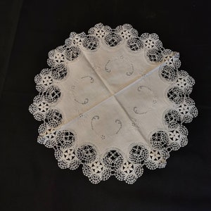 Hand bobbin lace doily hand-made lace vintage tablecloths blanket bobbin lace linen shabby handcraft white embroidery bobbin lace blanket 59 cm