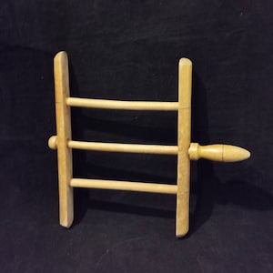 Vintage clothesline winder wooden reel spool antique yarn wrapping