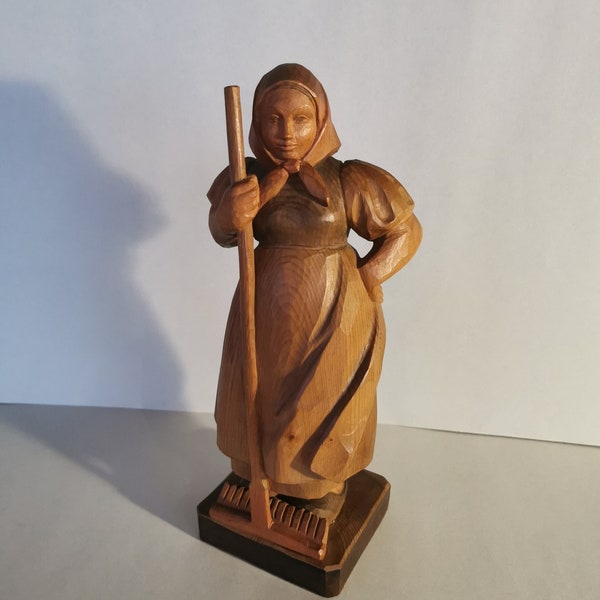 Great carving carved farmer woman figure wood antique art wood carving