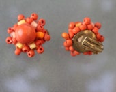 Vintage 60s ear clips balls wood earrings