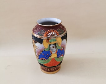 kleine Minivase 70er Jahre China Japan handbemalt 9,5cm