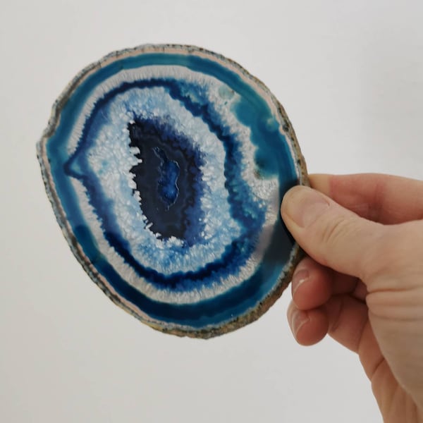 Unikat Achatscheibe Druse Geode hauchdünn blau schimmernd Naturstein Sammler