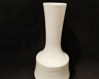ヴィンテージ花瓶フッチェンロイター磁器白レリーフ花瓶 23.5 cm