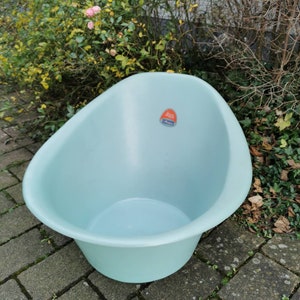 Plastic tub - .de