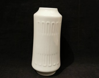 Vintage Vase Hutschenreuther Porzellan weiß Reliefvase Porzellanvase im 60er Jahre Op-Art Stil