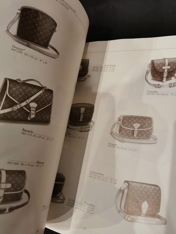 Louis Vuitton, Accessories, Louis Vuitton Le Catalogue 202