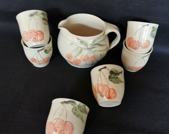 Juego de jugo de cerámica mágica jarra y cafetera de 6 tazas con bayas jarra de jugo vintage cerámica firmada