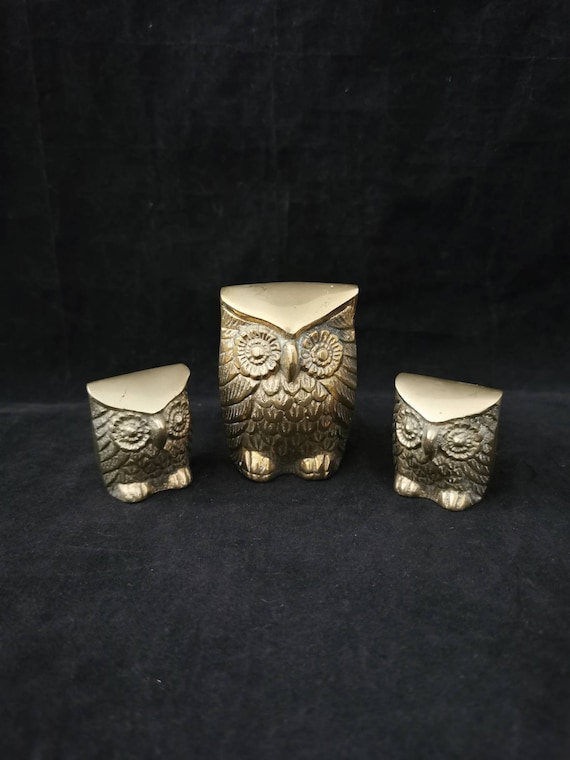 3つのかわいい真鍮のフクロウ、みすぼらしい装飾、無垢材 - Etsy 日本