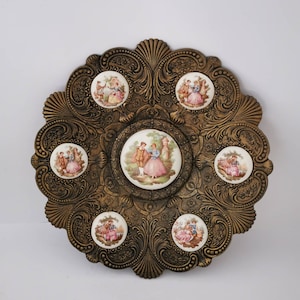 Rokoko Fragonard Prunkteller XL Messing Bronze Sammelteller Teller Vintage Porzellan shabby Wandteller
