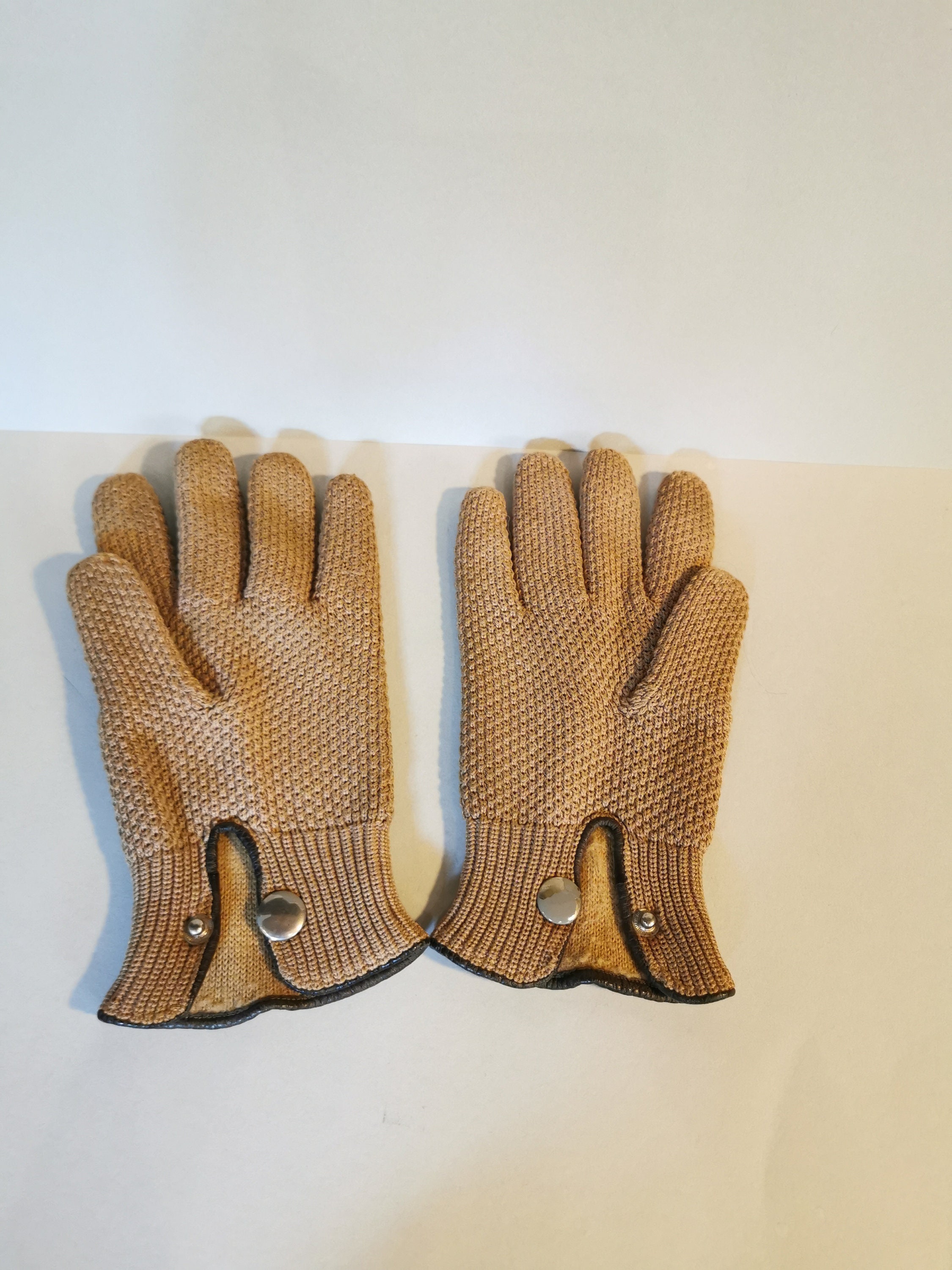 Paire De Gants Femme Vintage Taille 7.5 - Noir - Garniture Vinyle, Doublure Acrylique - État TBE (Très Bon État)