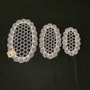 Hand bobbin doilies hand bobbin lace vintage 3 pieces tablecloths blanket bobbin lace linen handmade bobbin lace oval