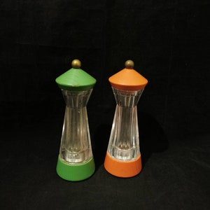 Salt and Pepper Shakers Peugeot Set 60s Mill Wood Mid Century 50s