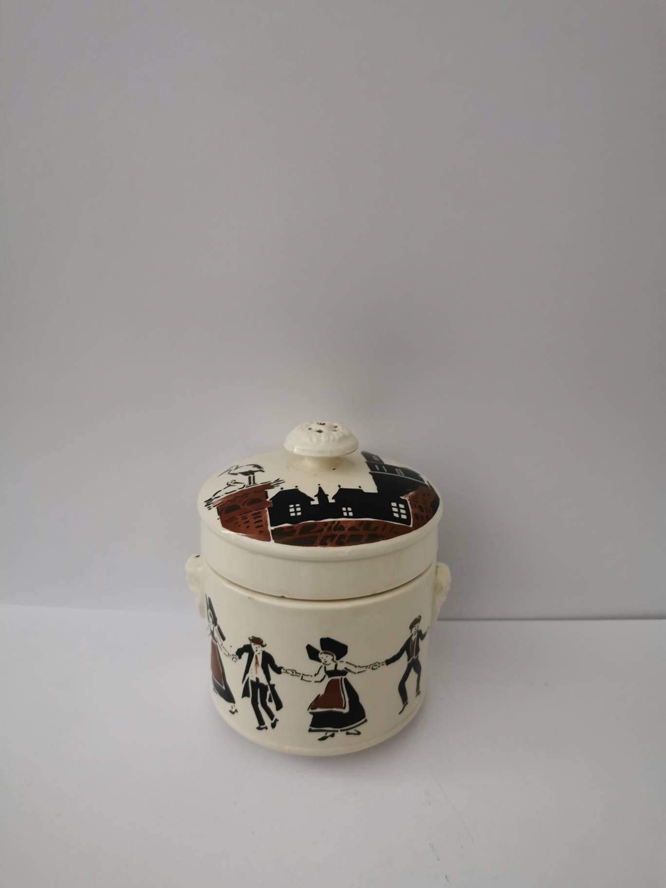 Old lidded tin bonboniere Saargemünd Sarreguemines ceramic terrine Alsace