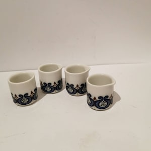 4 mini white blue porcelain lemon jug Schönwald lemon jug 70s jug