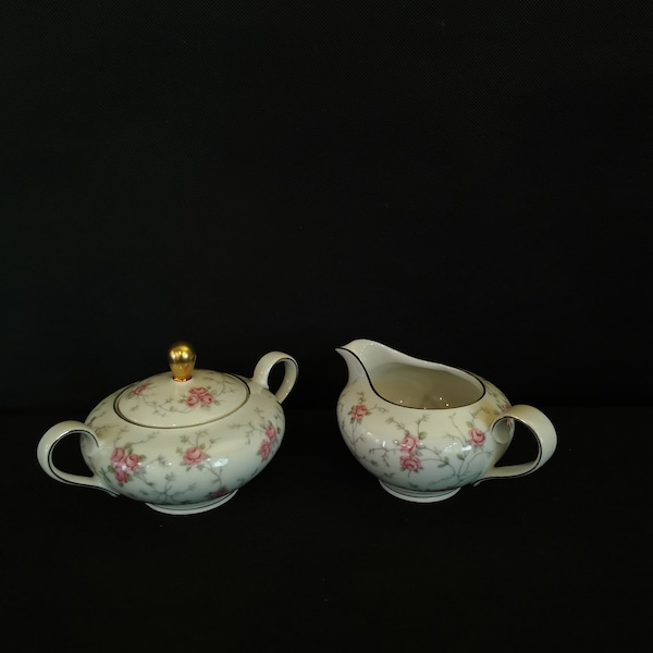 Arzberg Schumann Bavaria porcelain white pink 30s vintage rose pattern milk jug and sugar bowl