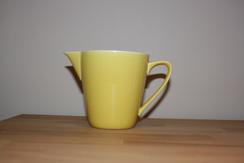Vintage milk jug Villeroy Boch shabby yellow 50s