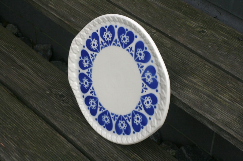 Ceramic Cake Plate Hearted Vintage Blue White Hearts image 1