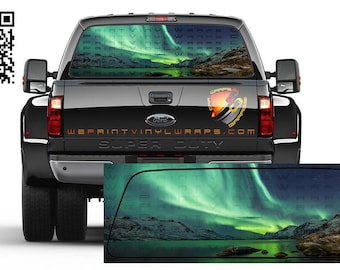 Adesivo gráfico perfurado em vinil com estampa de aurora boreal para vidro traseiro de caminhões, carros, trailers e veículos recreativos.