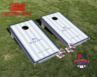 Conjunto de adesivos laminados de vinil para jogo de arremesso de sacos de milho (Cornhole) com listras azuis e nome personalizado - Presentes de aniversário e casamento **QUALQUER COR**