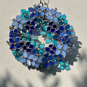 Flowers in blue/glass wreath/Tiffany technique/wall decoration/stained glass/stained glass/handmade/Easter/home decor/Mother's Day/gifts