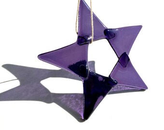 Purple fused glass star ornament, purple glass window decoration, garden ornament, handmade glass art, violet star suncatcher