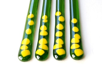 Green and yellow glass swizzle sticks, set of 4 fused glass cocktail stirrers, handcrafted gift for home bar mixologist, 6.5 inch stirrers
