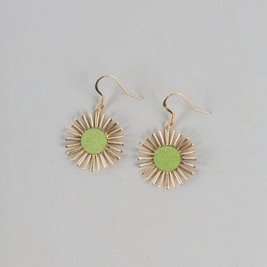Oxeye Daisy Earrings / Salvaged Leather earrings, Flower earrings, 90s earrings Avocado