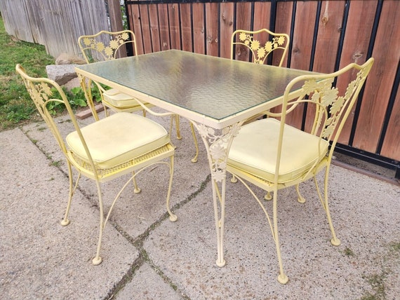 Vtg Woodard Patio Set Daisy Orig Paint Cushions chairs Table Glass MCM