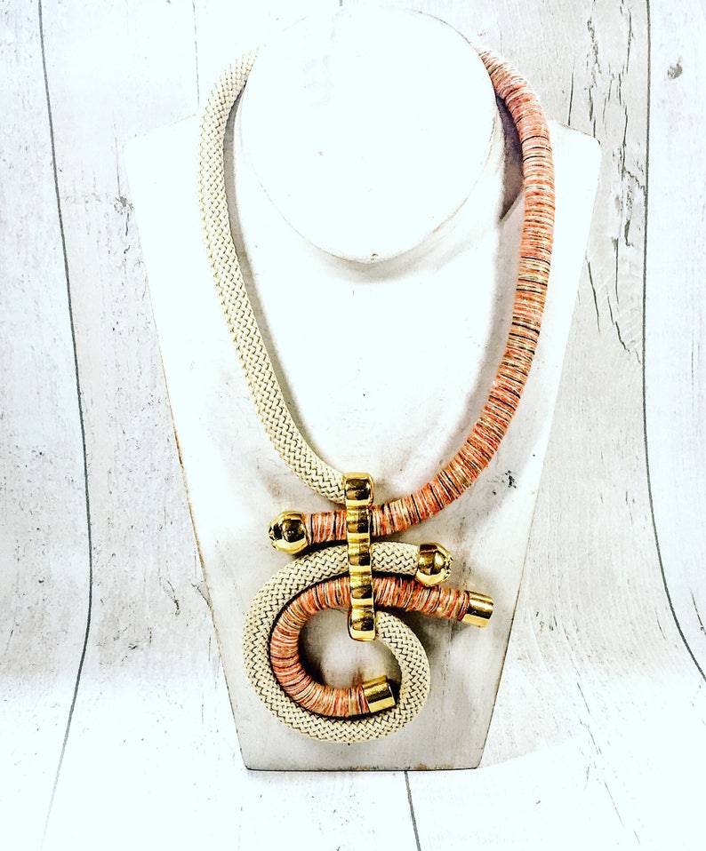 Climbing rope swirl necklace Etsy
